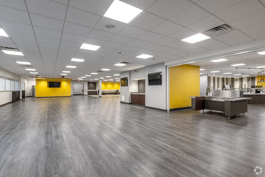 More Photos Of 4500 Munson St, Canton Office For Lease