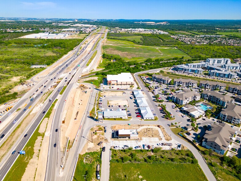 More Photos Of 7323 N Loop 1604 E, San Antonio Office For Sale