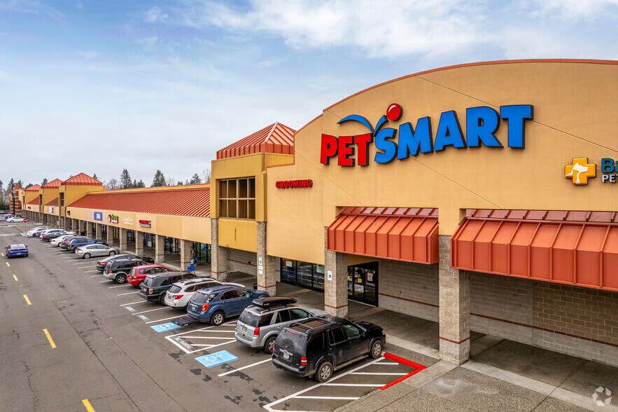 More Photos Of 300-900 NW Eastman Pky, Gresham Unknown For Lease