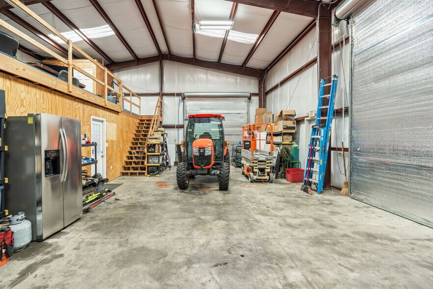 More Photos Of 3411 Decatur Hwy, Kingston Warehouse For Sale