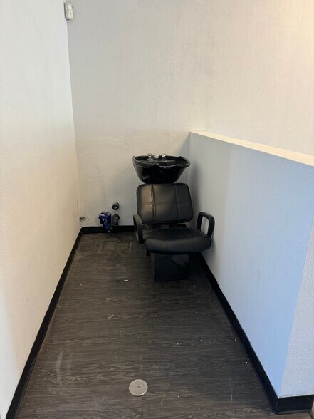 More Photos Of 2501-2623 Riparian Dr, Elk Grove Unknown For Lease