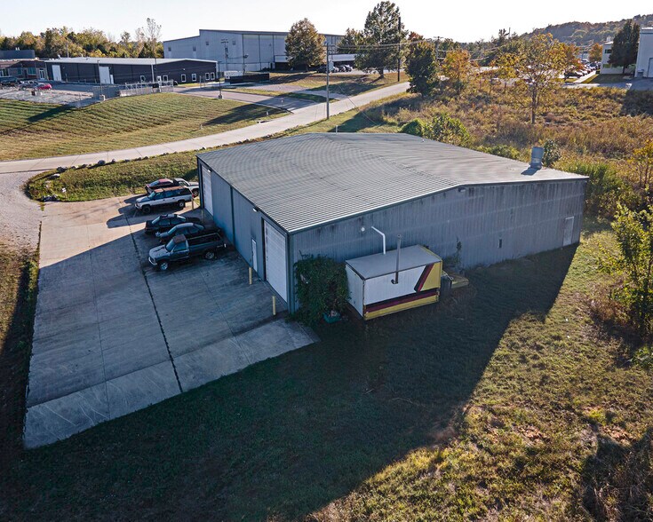 More Photos Of 1174 Mason Cir N, Pevely Manufacturing For Sale