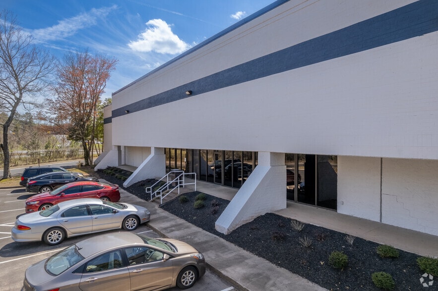 More Photos Of 307 Fulton Industrial Cir SW, Atlanta Warehouse For Lease