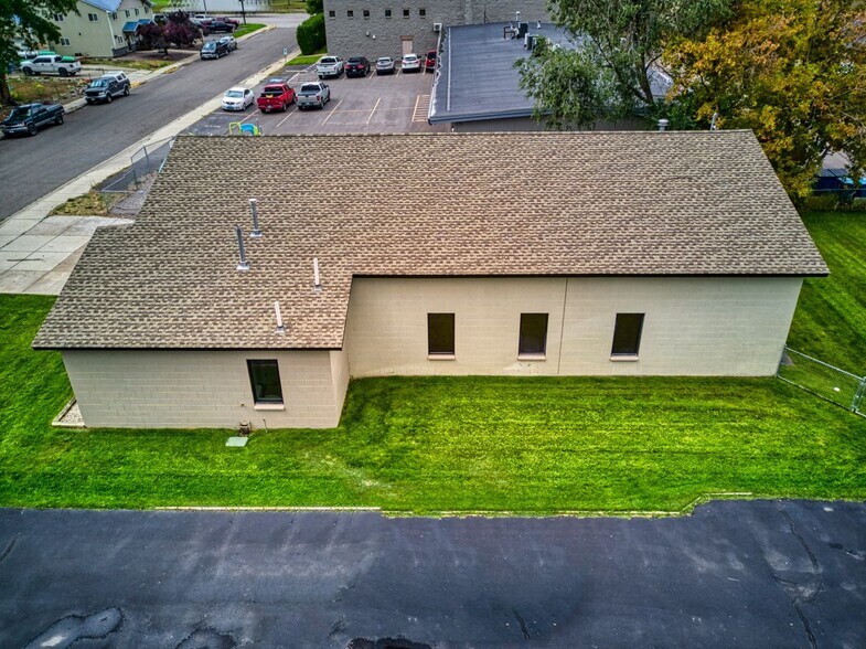 More Photos Of 2430 Dixon Ave, Missoula Warehouse For Lease