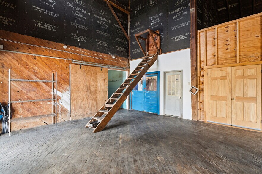 More Photos Of 125 Cayuga Street Ext, Trumansburg Warehouse For Sale