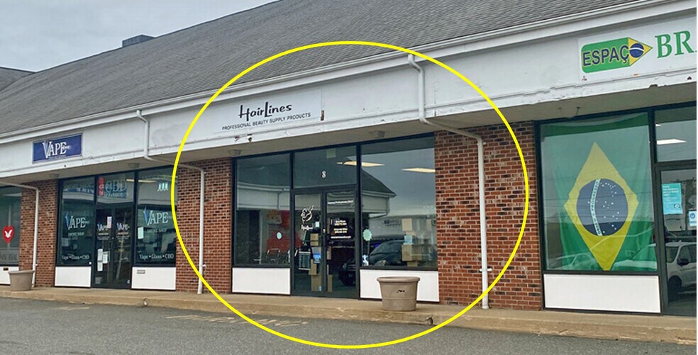 More Photos Of 11 Enterprise Rd, Hyannis Storefront For Lease