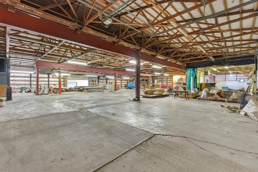 More Photos Of 790 10th st, Cassville Industrial For Sale