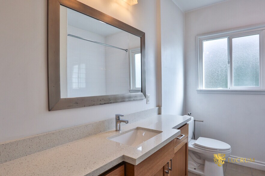 More Photos Of 854 Alandele Ave, Los Angeles Apartments For Sale