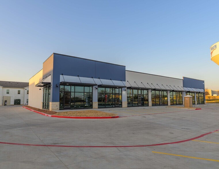 More Photos Of 2225 Avondale-Haslet rd, Haslet Freestanding For Lease