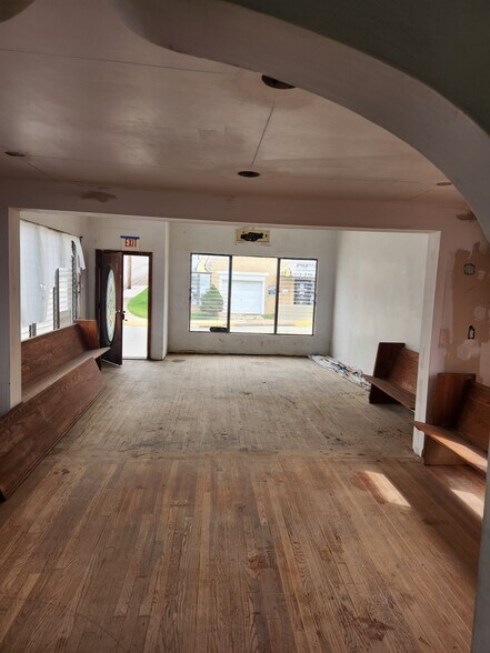 More Photos Of 333 Brinton ave, Trafford General Retail For Lease