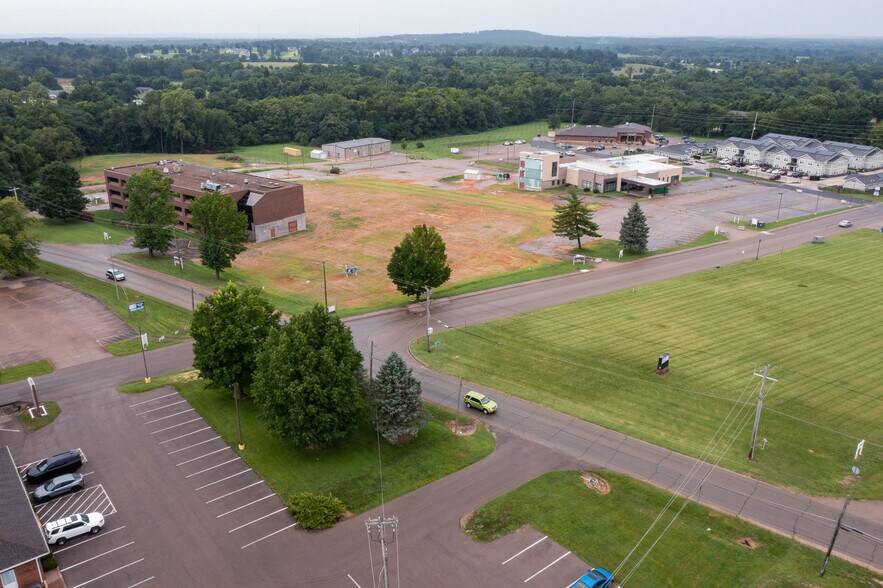 More Photos Of 1212 Weber Rd, Farmington Healthcare For Sale