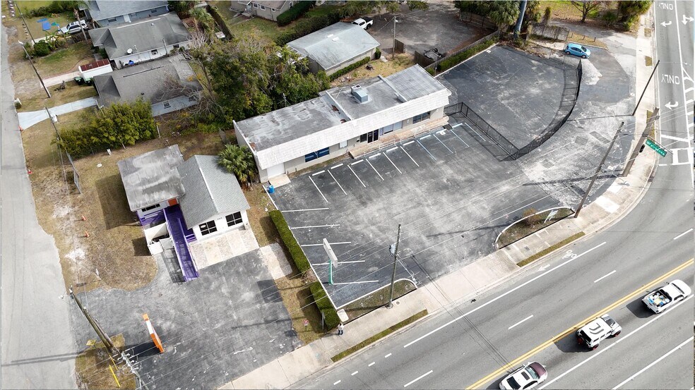 More Photos Of 4401 Edgewater Dr, Orlando Freestanding For Lease