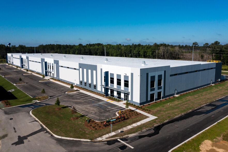 Primary Photo Of 151 Plug in Dr, Ridgeville Distribution For Sale