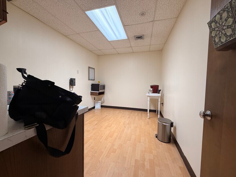 More Photos Of 333 School St, Pawtucket Medical For Sale