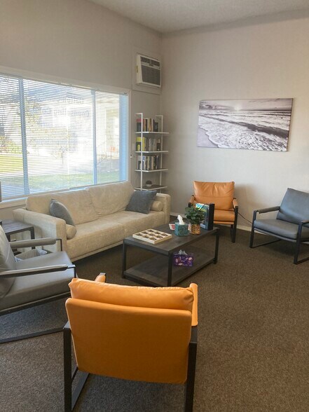 More Photos Of 5920 N Government Way, Coeur d'Alene Office For Lease