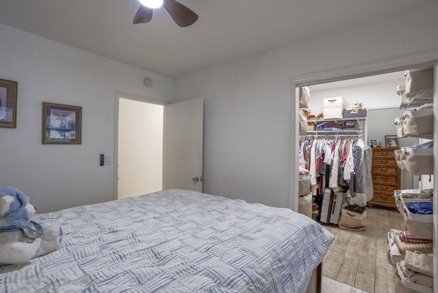 More Photos Of 325 NW Spanish River Blvd, Boca Raton Apartments For Sale
