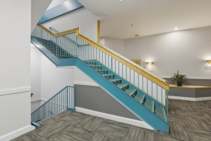 More Photos Of 630 Boston Rd, Billerica Office For Sale