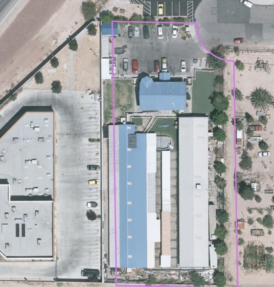 More Photos Of 2675 W Arby, Las Vegas Veterinarian Kennel For Sale