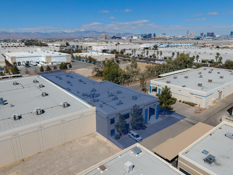More Photos Of 6767 Spencer St, Las Vegas Industrial For Sale