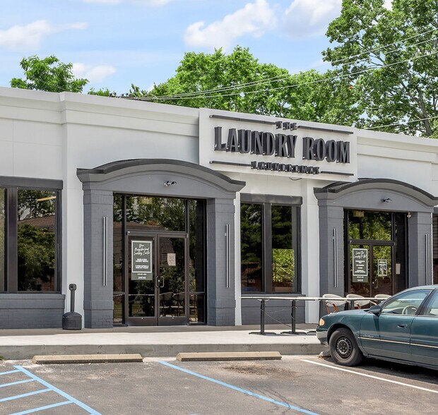 More Photos Of 100 Regency Point Path, Lexington Freestanding For Lease