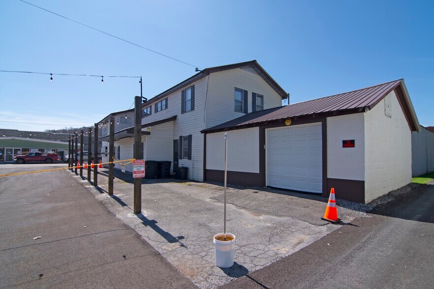 More Photos Of 439 Main Street, Rainelle Storefront Retail Residential For Sale