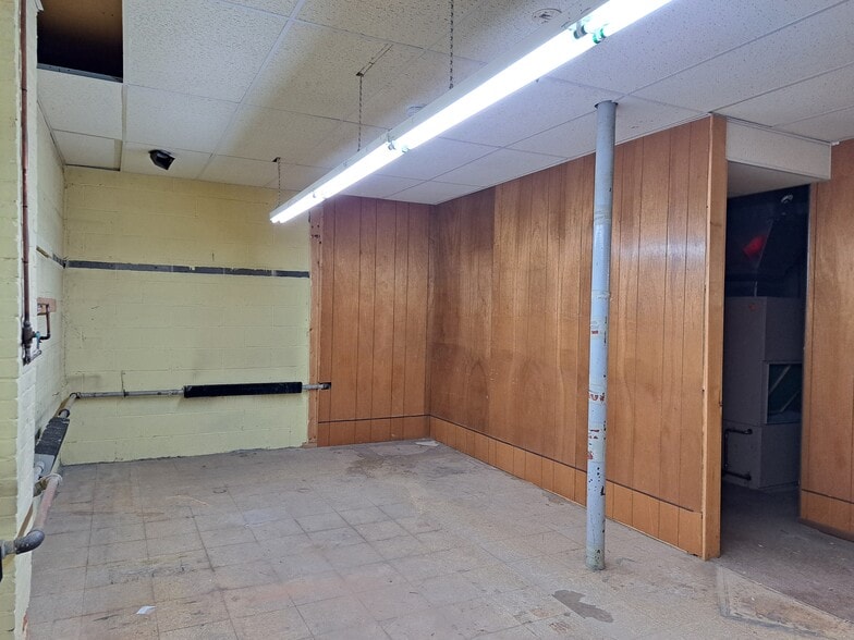 More Photos Of 41-43 Paterson Ave, Paterson Apartments For Sale