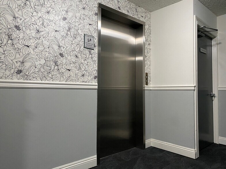 More Photos Of 8560 W Olympic Blvd, Los Angeles Apartments For Sale