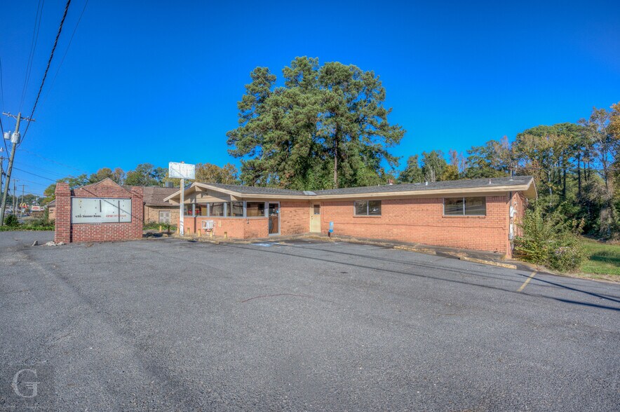 More Photos Of 435 Homer Rd, Minden Medical For Sale