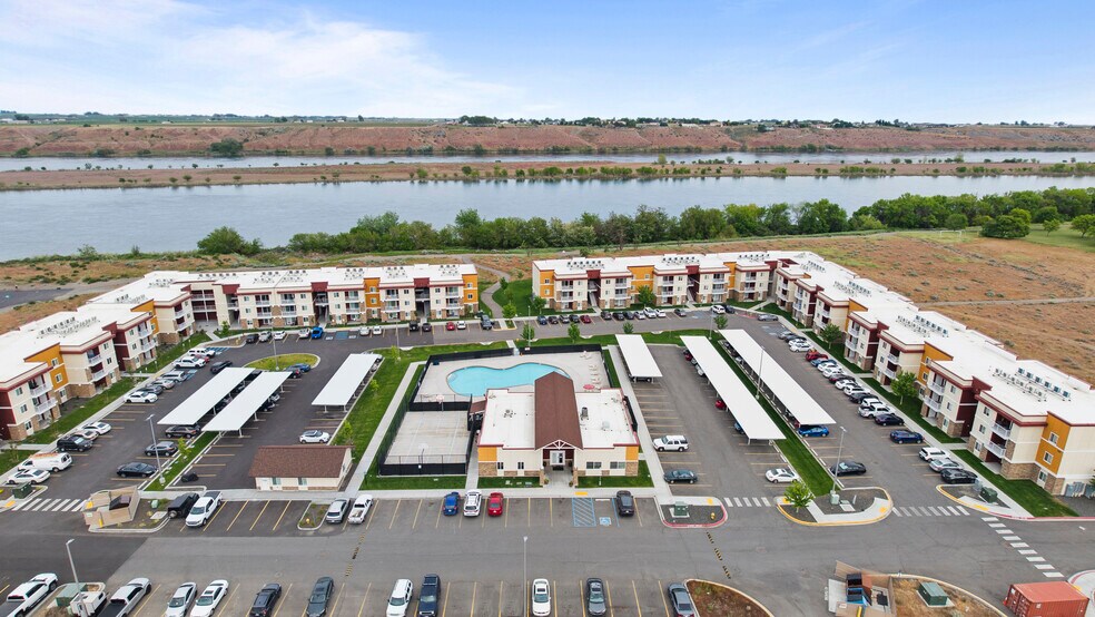 More Photos Of 215 University Dr, Richland Apartments For Sale