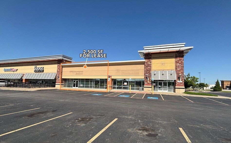 More Photos Of 19361 E Robson Rd, Catoosa General Retail For Lease