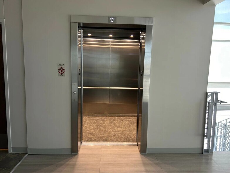 More Photos Of 8516 S Portland Ave, Oklahoma City Medical For Lease