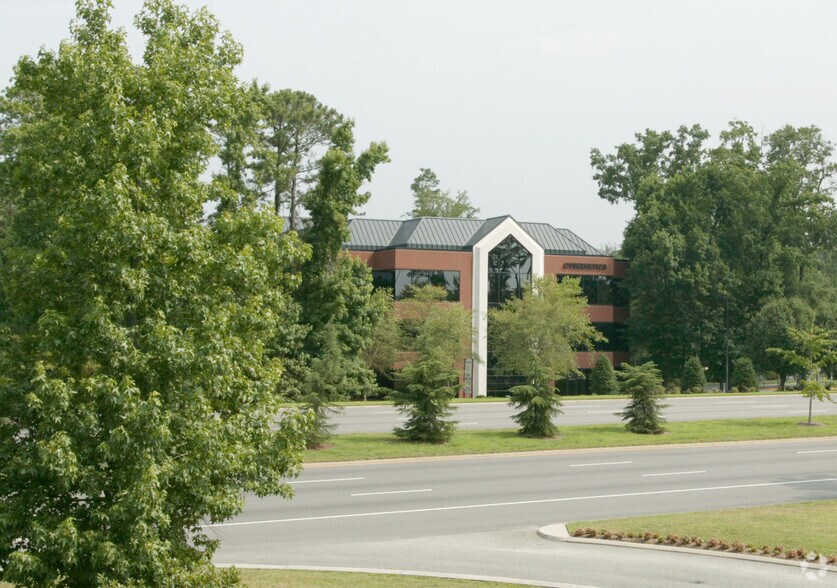 More Photos Of 111 Cybernetics Way, Yorktown Office For Lease