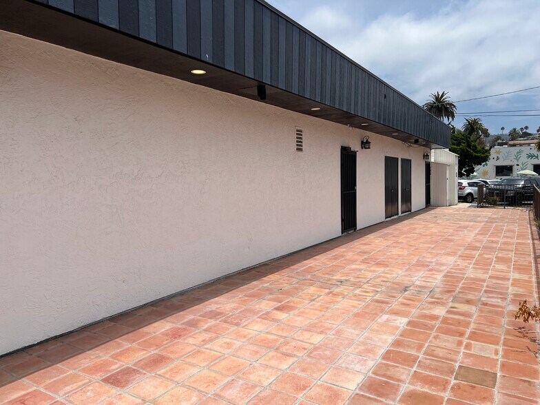 More Photos Of 1640 N El Camino Real, San Clemente Freestanding For Sale