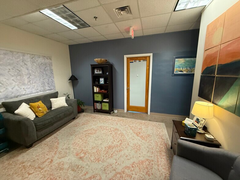 More Photos Of 605 W Main St, Carrboro Medical For Sale