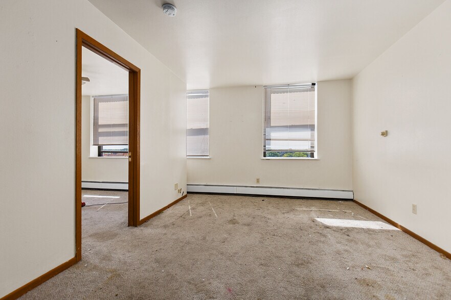 More Photos Of 20 Forest Ave, Fond Du Lac Apartments For Sale