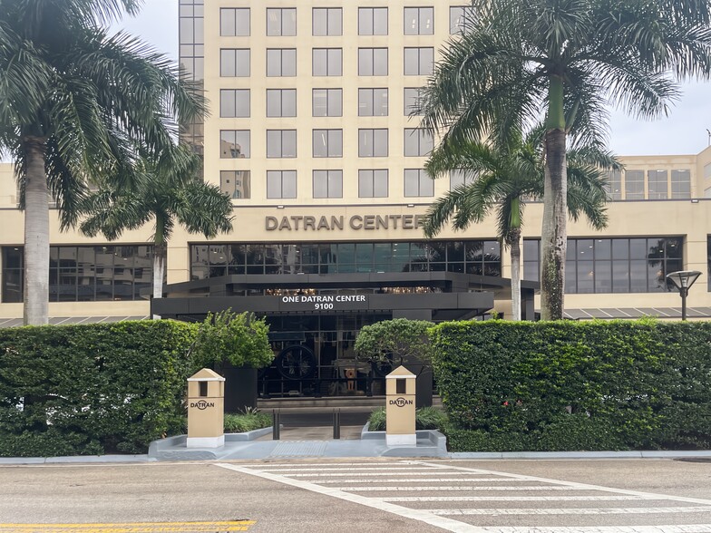 More Photos Of 9100 S Dadeland Blvd, Miami Coworking Space