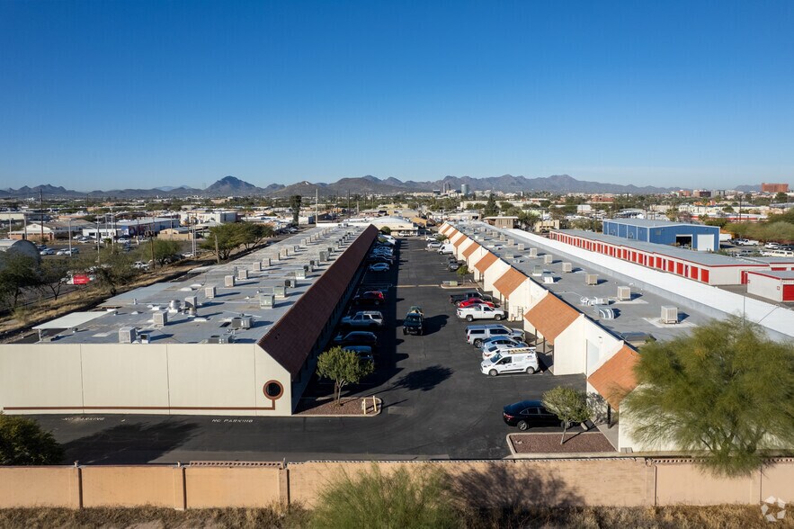 More Photos Of 245 S Plumer Ave, Tucson Manufacturing For Lease