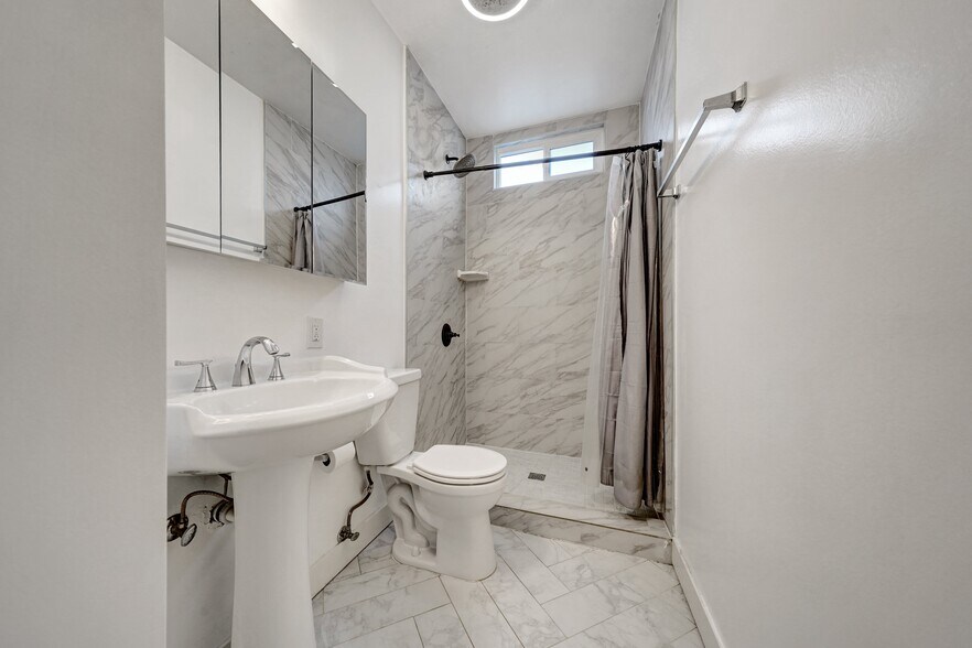 More Photos Of 1216 N Kenmore Ave, Los Angeles Apartments For Sale