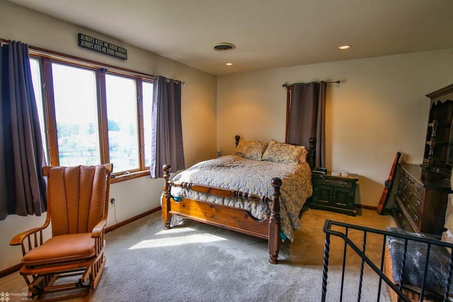 More Photos Of 2071 Baus Rd, East Greenville Sports And Entertainment For Sale