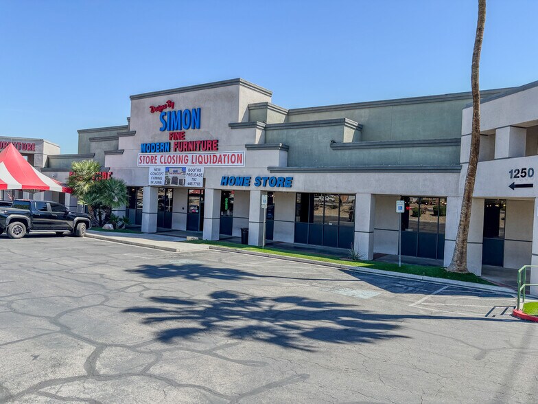 More Photos Of 1200-1250 S Rainbow Blvd, Las Vegas Unknown For Lease