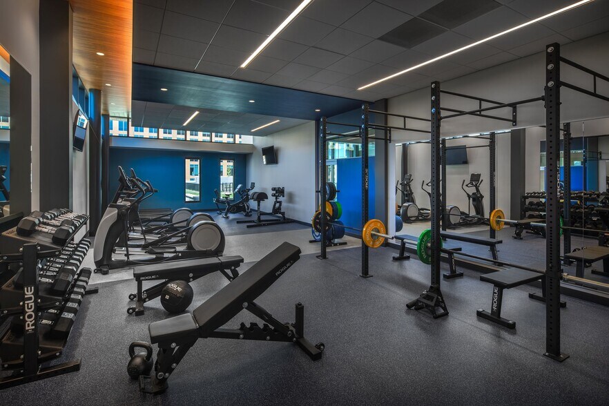 More Photos Of 216 S Pinckney St, Madison Apartments For Lease