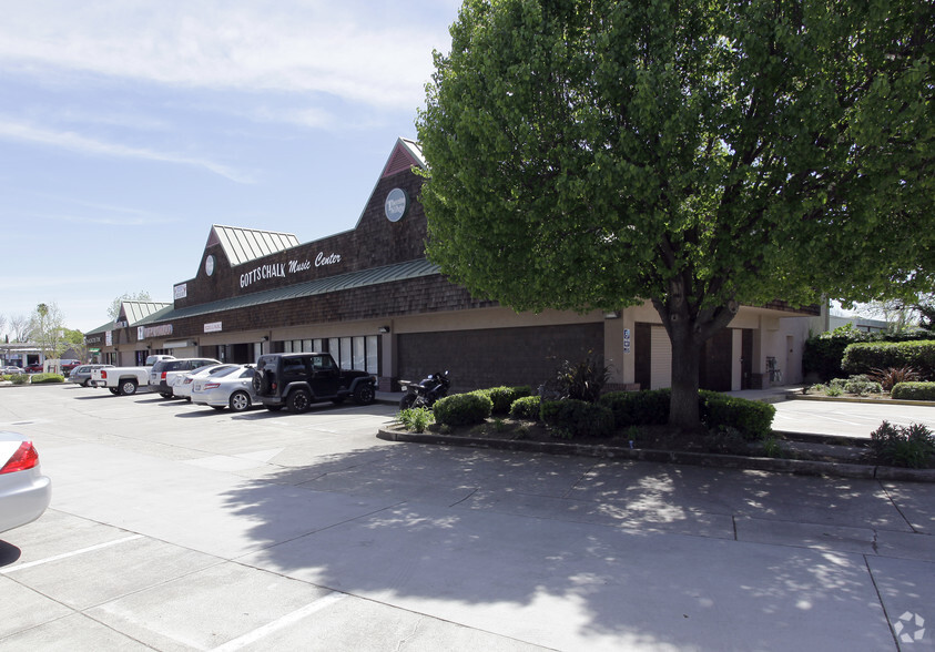 Primary Photo Of 8807 Thornton Rd, Stockton Storefront Retail Office For Lease