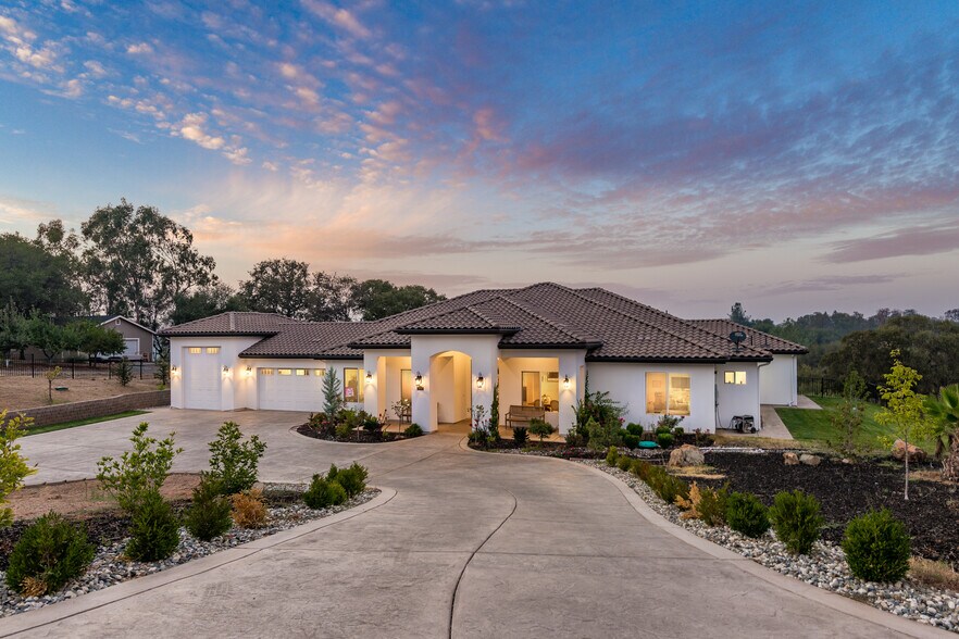 More Photos Of 3800 Loray Ln, Auburn Healthcare For Sale