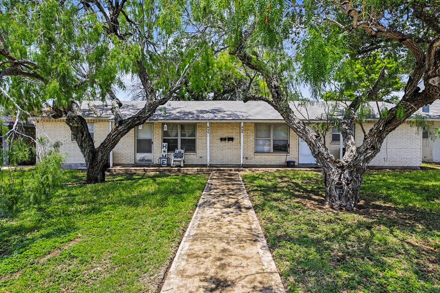 More Photos Of 800 S Texas Blvd, Weslaco Apartments For Sale