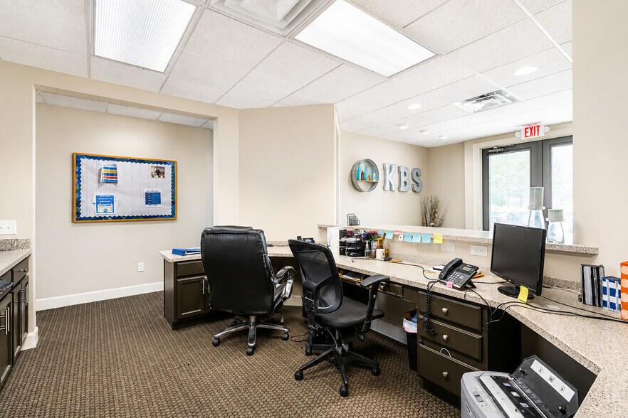 More Photos Of 5963 Kentshire Dr, Kettering Medical For Sale