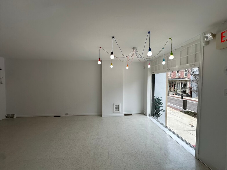 More Photos Of 37 W Maplewood Mall, Philadelphia Schools For Sale