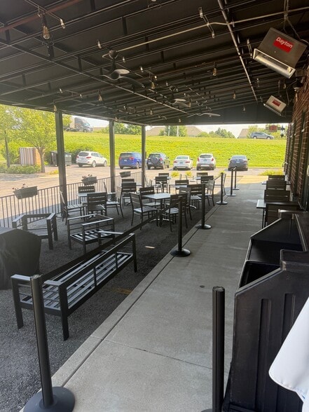 More Photos Of 1031-1055 Station Dr, Oswego General Retail For Lease