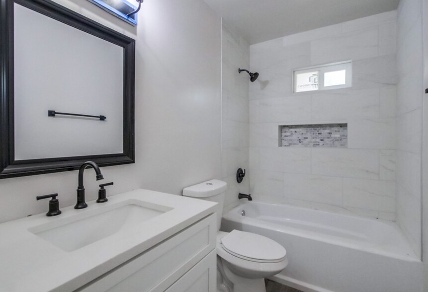 More Photos Of 401-407 Idaho Ave, Escondido Apartments For Sale