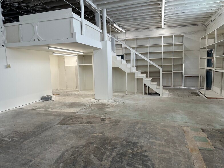 More Photos Of 622 W 1st St, Julesburg Auto Dealership For Sale