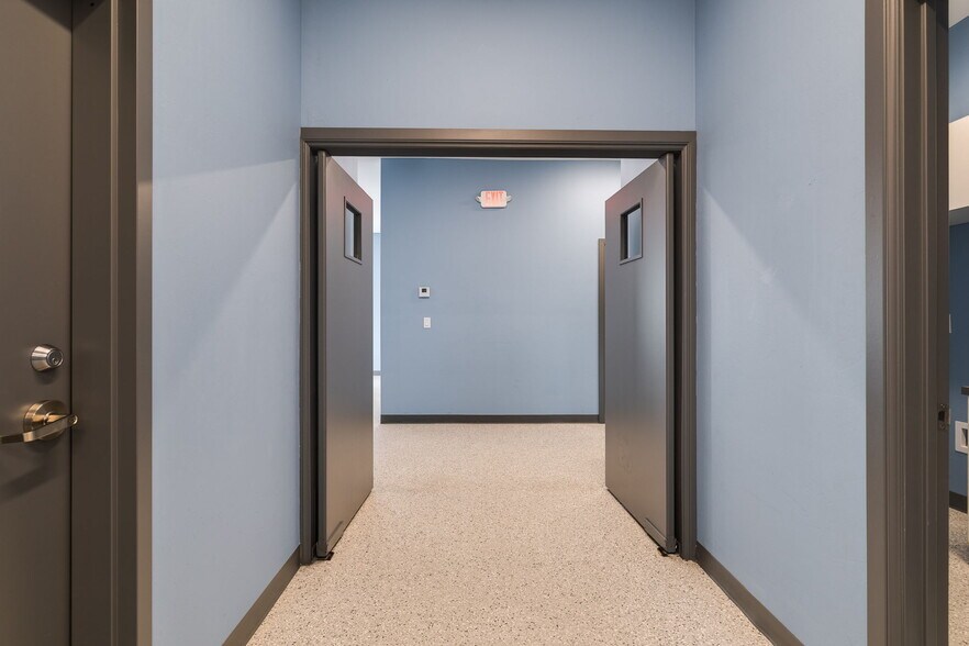 More Photos Of 3305 NW 192nd St, Edmond Healthcare For Sale